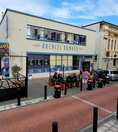 Archies Bunker Affordable Accommodation Napier Exterior photo